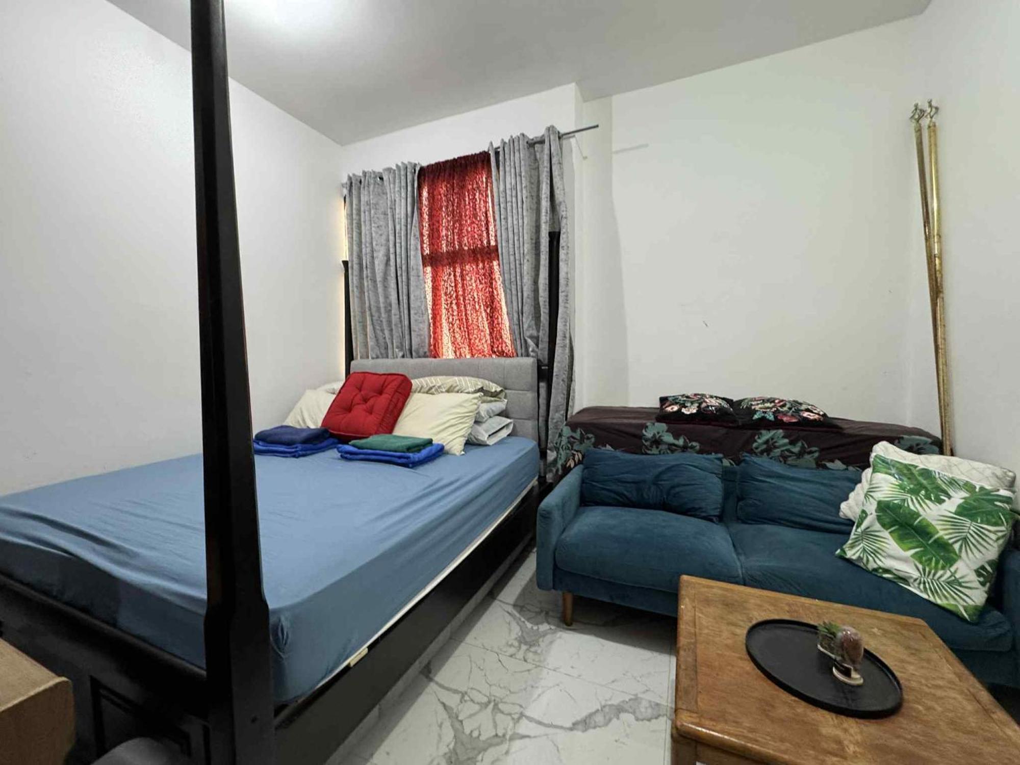 Affordable With 2 Beds Shared Toilet Guest house